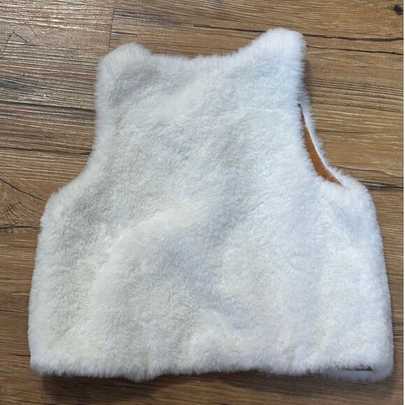 Tahari Girl's- Faux Fur Vest -3T - Picture 4 of 4